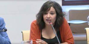 Los fondos buitres castigan a una activista