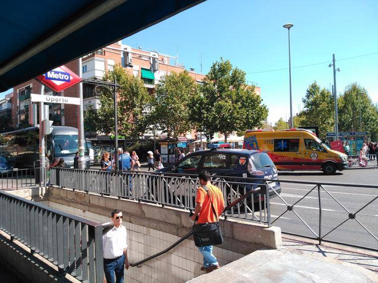 Hoy viernes 28 de septiembre ha sido atropellada una persona joven en la plaza de Oporto a la 13h 30 aproximadamente