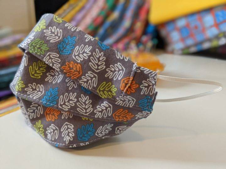Mascarilla artesanal (Imagen de Claudine Lebeau)